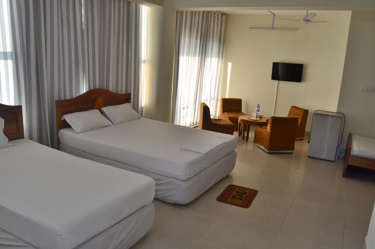 Hotel Marine Plaza Cox's Bazar Exterior photo